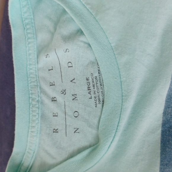 mint green tee shirt - Picture 2 of 3